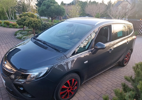 Opel Zafira cena 33500 przebieg: 270000, rok produkcji 2014 z Radomsko małe 121
